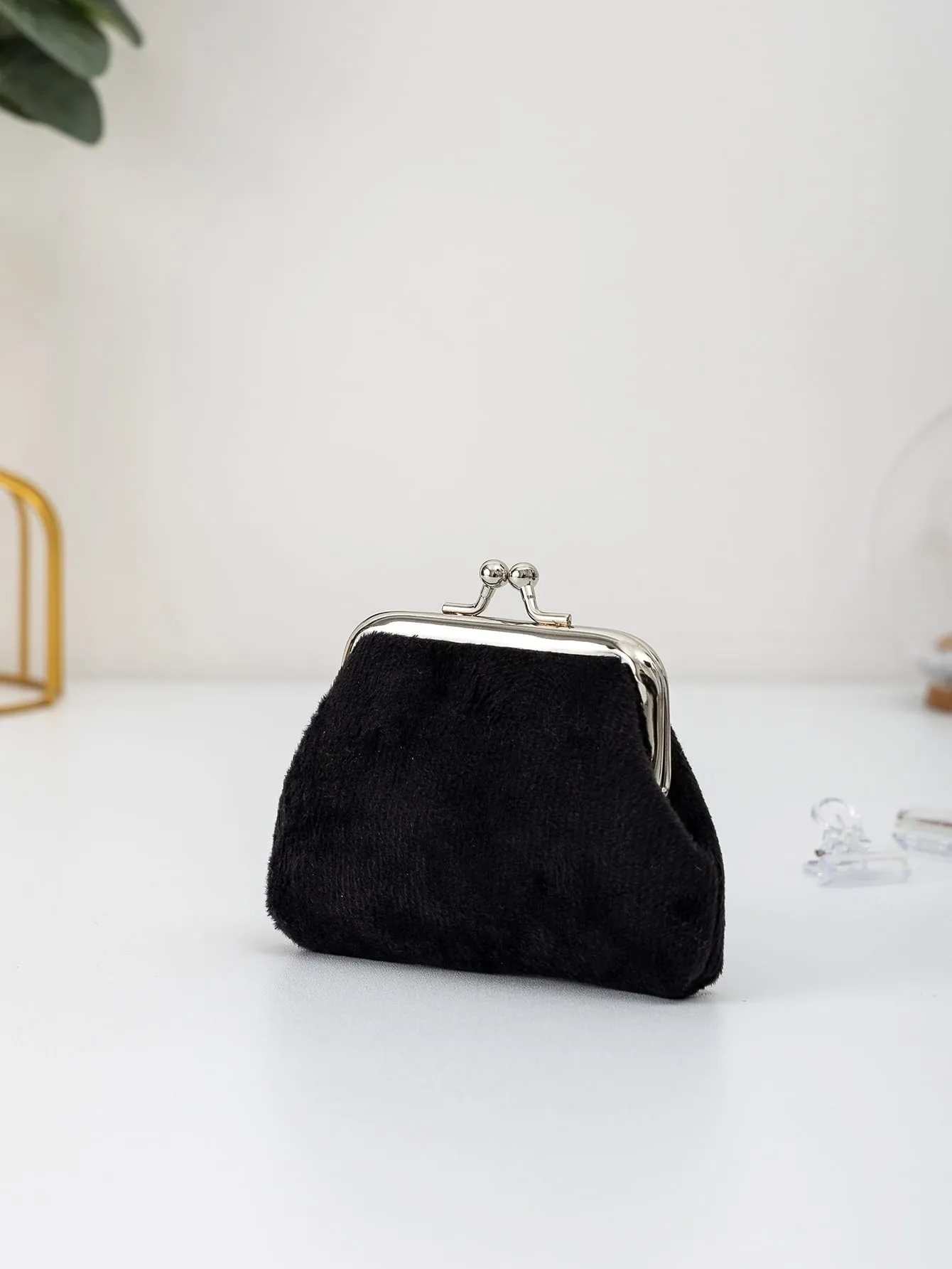 Black Fluffy Kiss Lock Coin Purse Coin Purse Change Pouch Coin Case Small Wallet