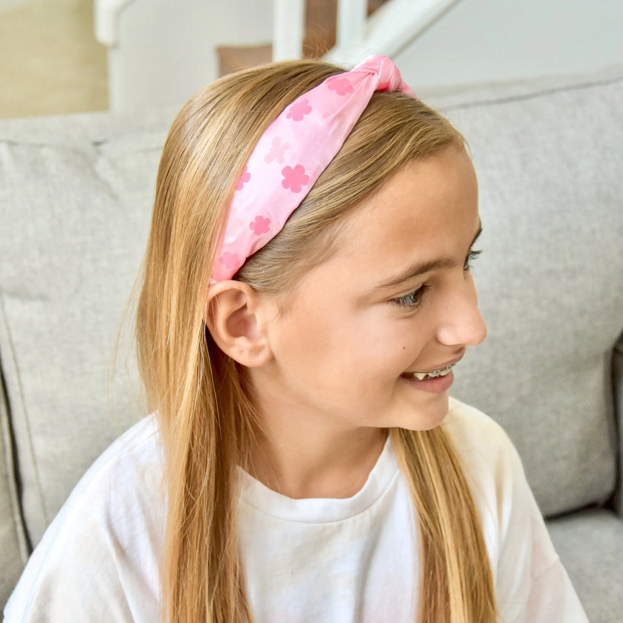 Color-Changing UV Ink Knot Headband