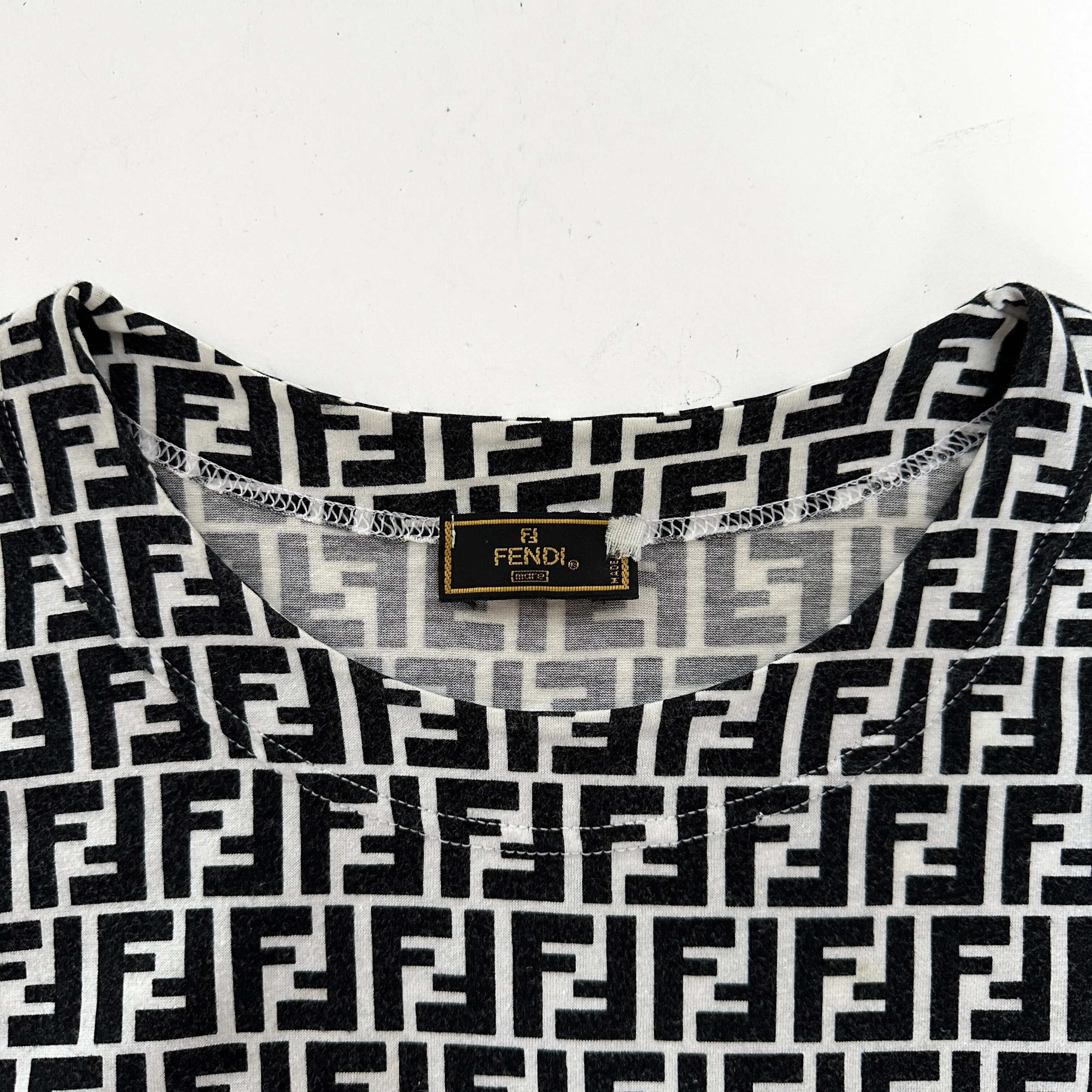 Fendi T-shirt White Black Cotton